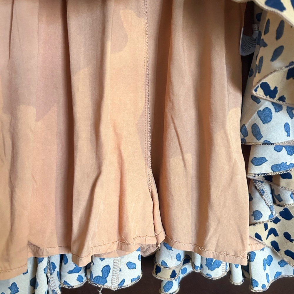 Never-worn romper! - Picture 3 of 6